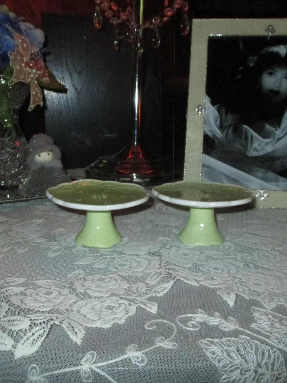 Pier 1 Lacy Cupcake Stands
